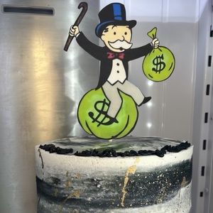 Cake topper
